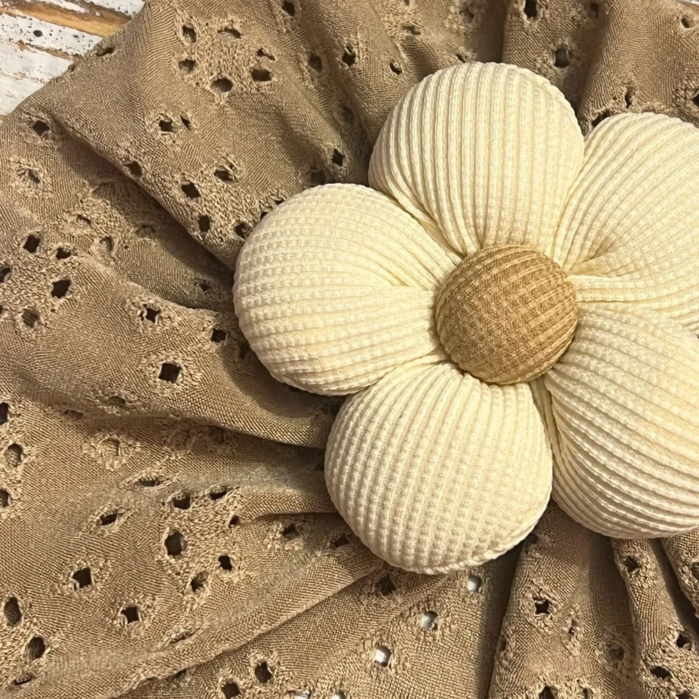 Kids Eyelet Puff Flower Turban for kids